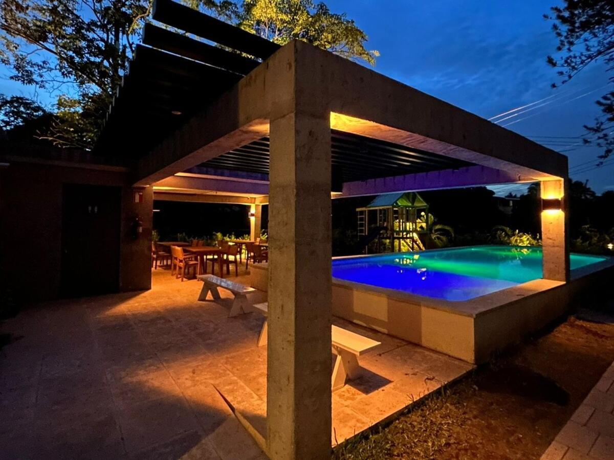 Modern Apartment, San Francisco Neighborhood Apartment San Salvador